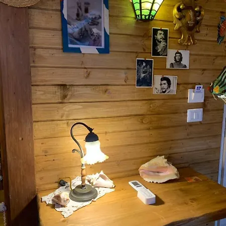 Bed & Breakfast La Casa Di Emanuella - & International *