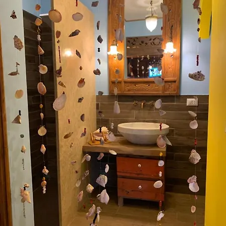 Bed and Breakfast La Casa Di Emanuella - & International